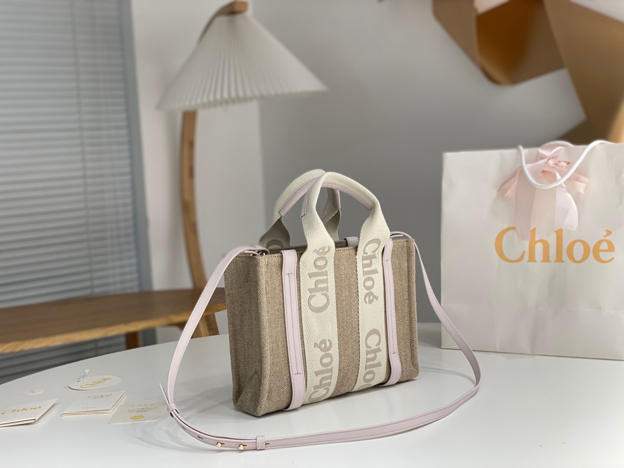 Chloe Small Woody Tote Bag In Linen